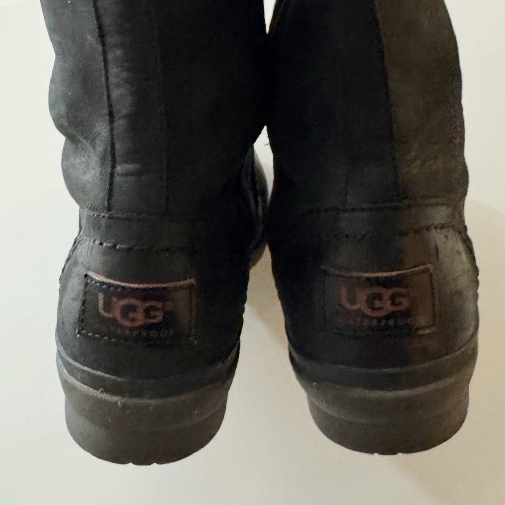 UGG Elsa Leather Boots - Picture 6 of 10